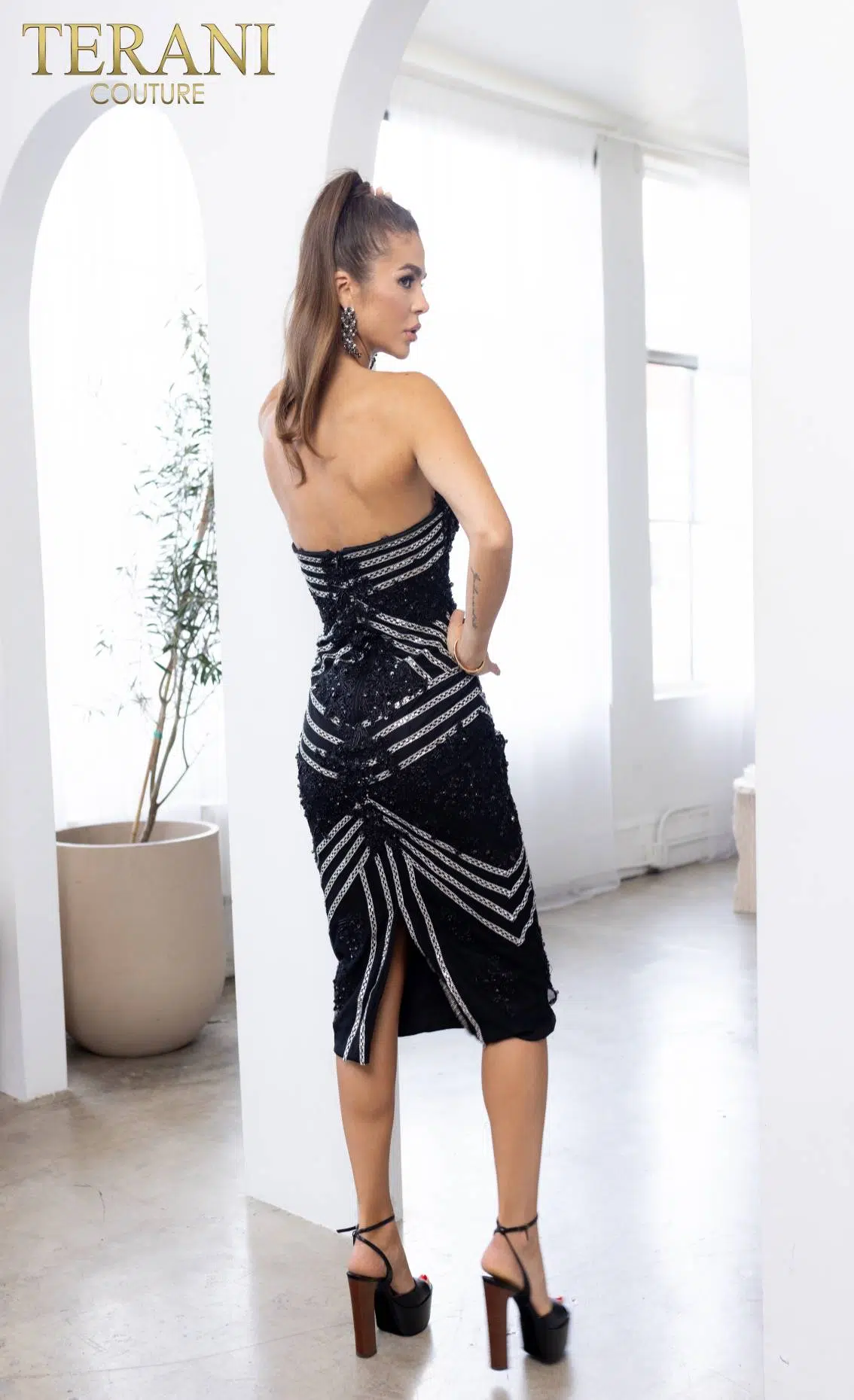 Bodycon Strapless Tulle Black Silver Column Evening Dress