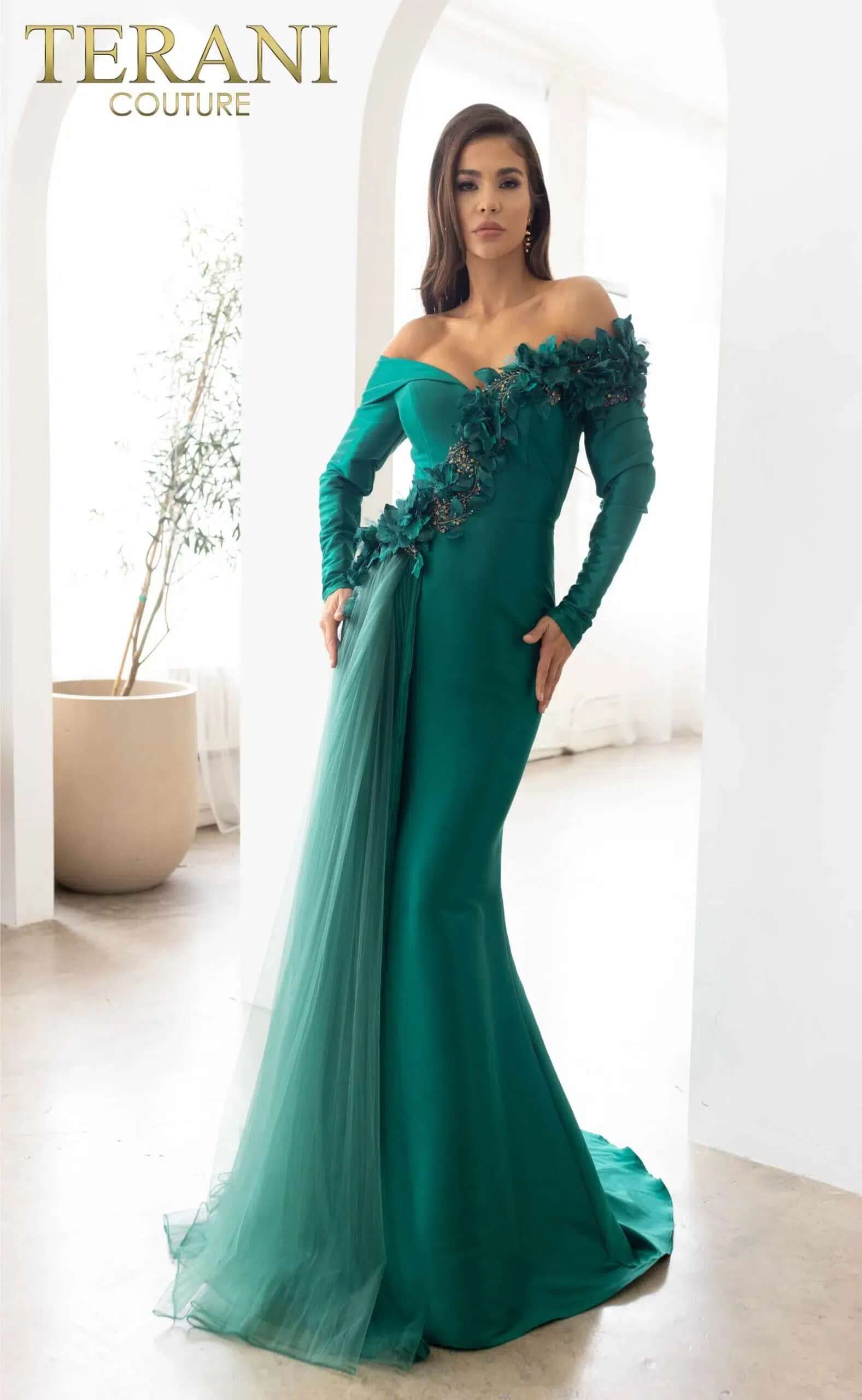 Off Shoulder Trumpet Emerald Dress Emerald / 4 Off Shoulder Trumpet Emerald Dress Emerald / 4