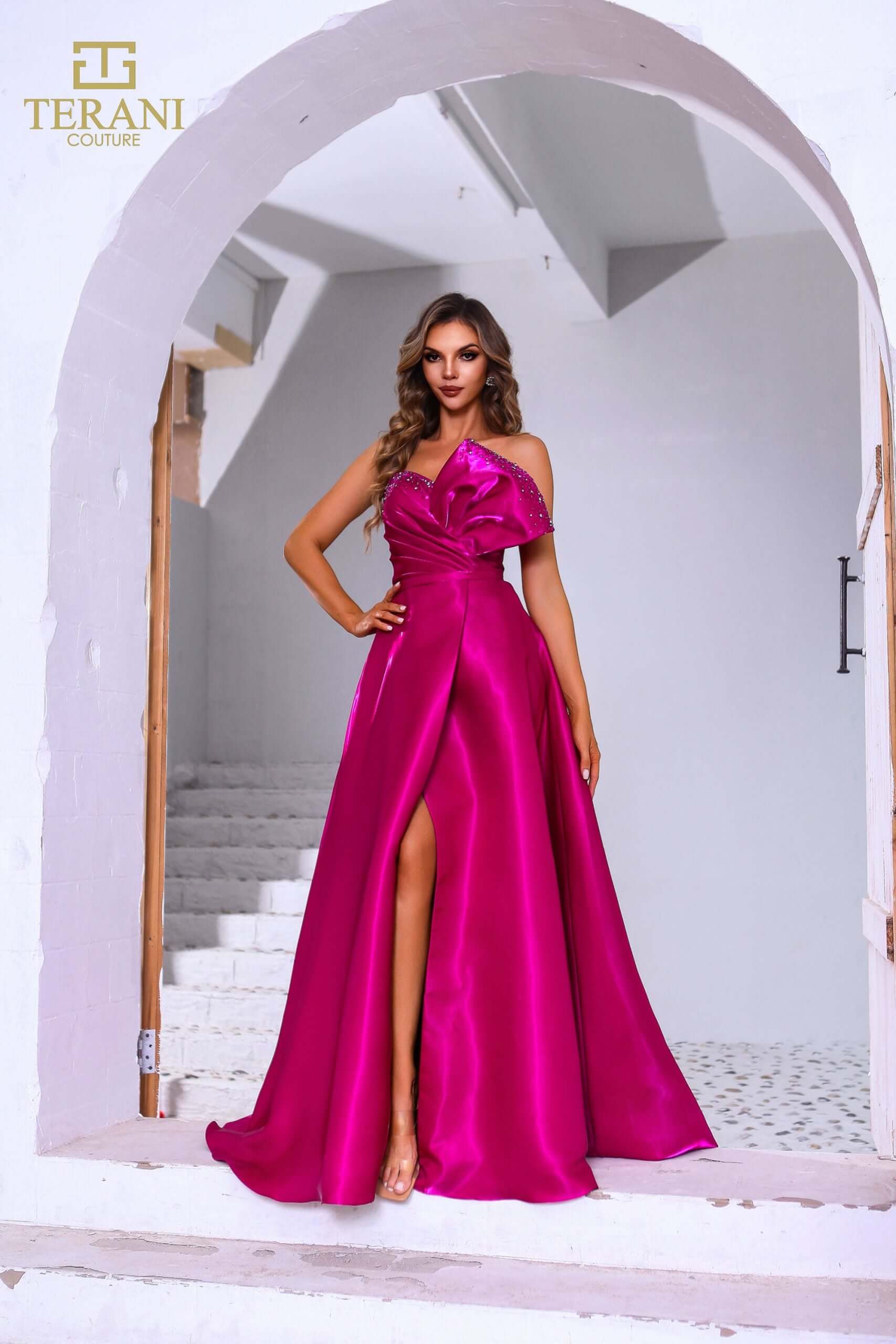251E4051 TERANI Asymmetrical A-line Magenta Shimmer Long Evening Dress