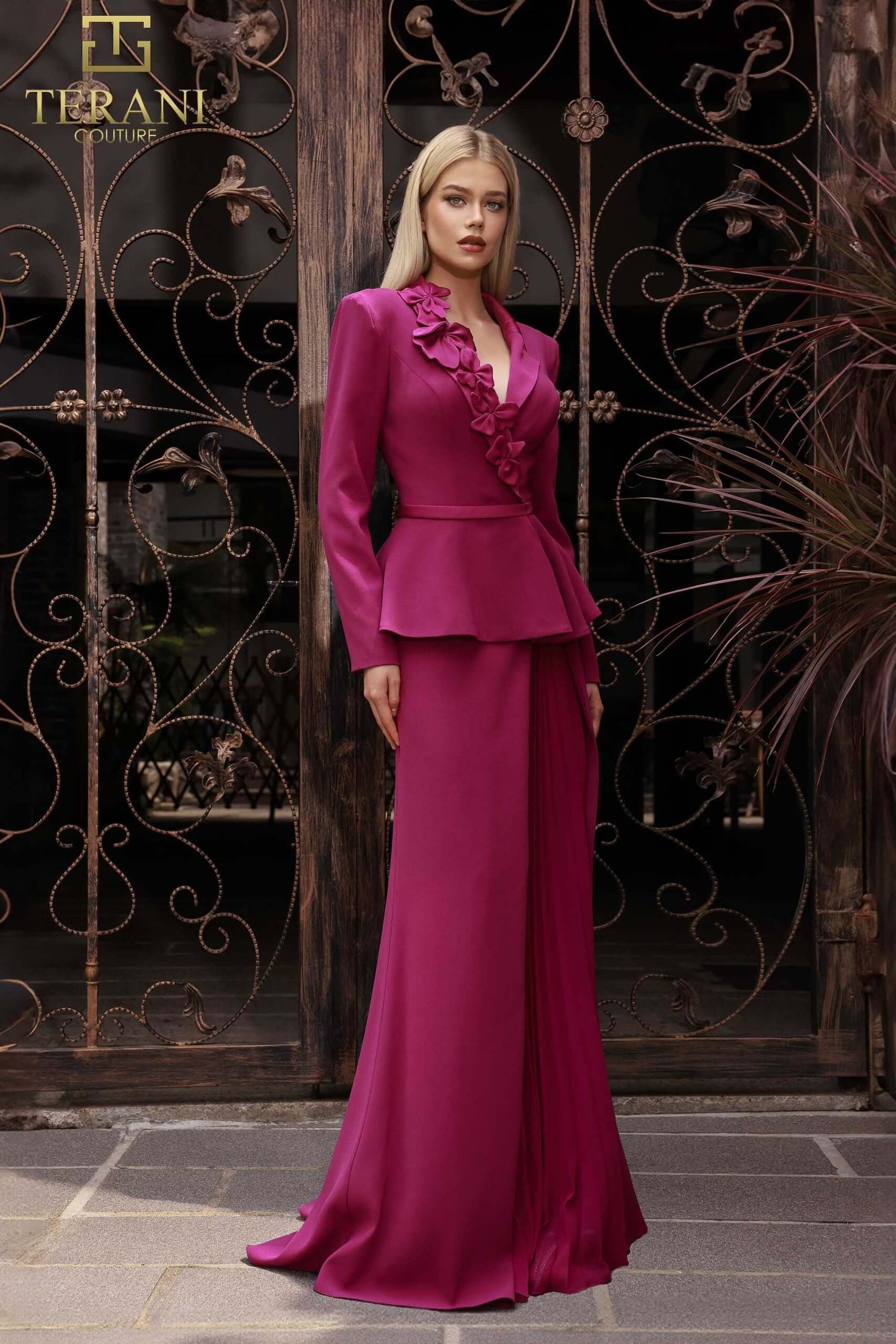 251M4572 TERANI V-neck Full Sleeves Long Sheath Dress