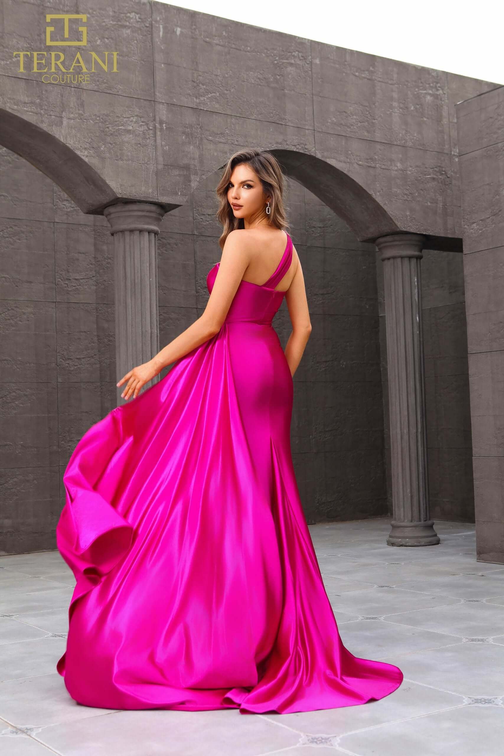 251P4123 TERANI Sleeveless Asymmetric Fit and Flare Prom Dress