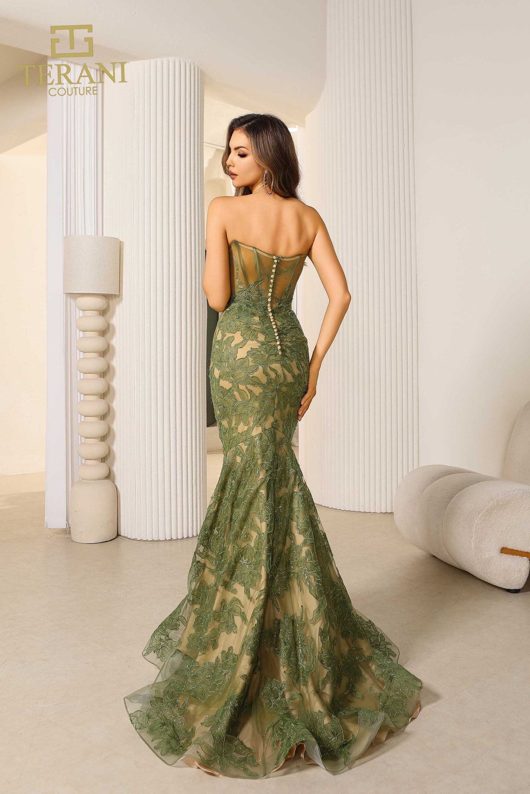 251P4355 TERANI Strapless Lace Trumpet Prom Dress