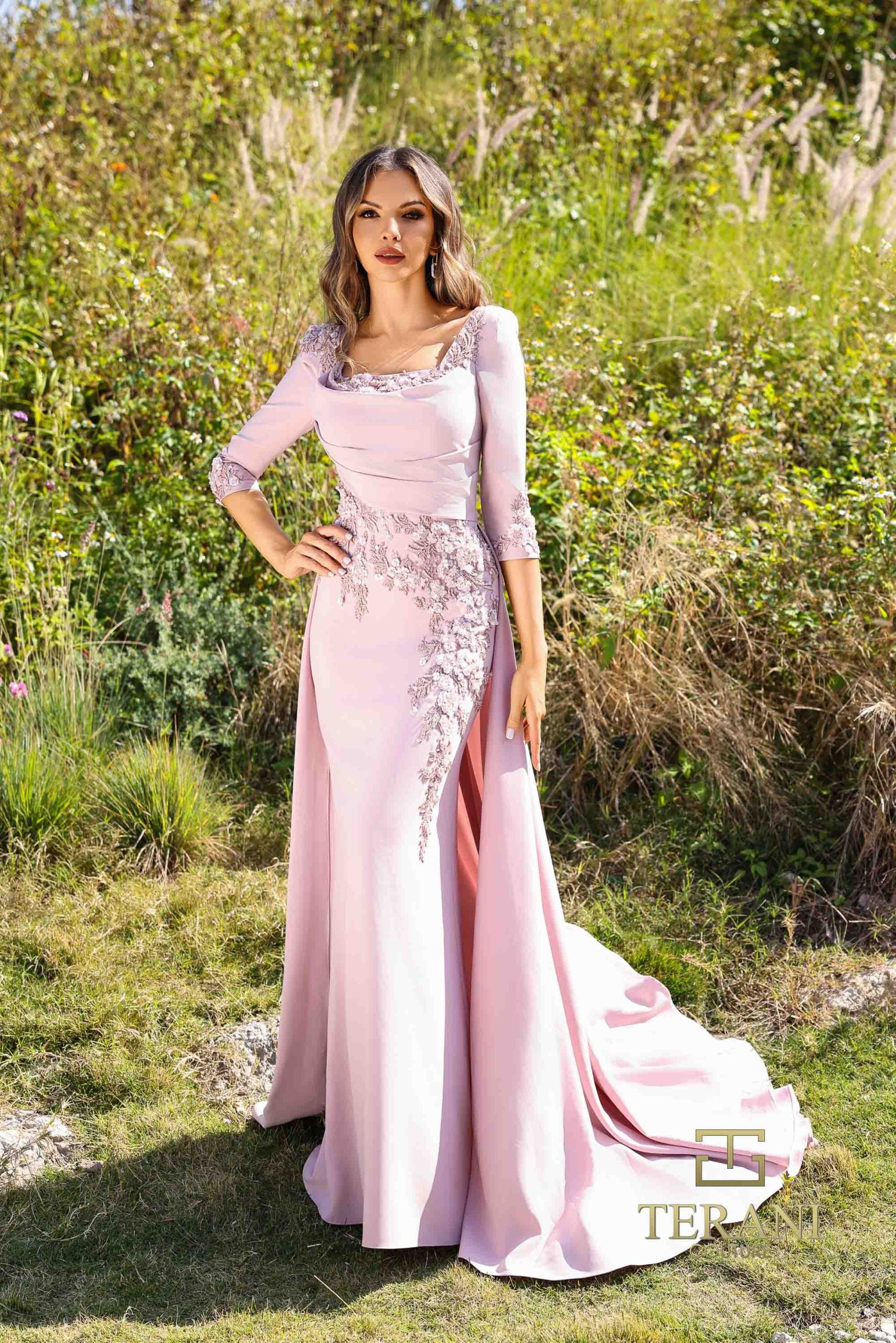 252M5338 – Train Long MOB Dress