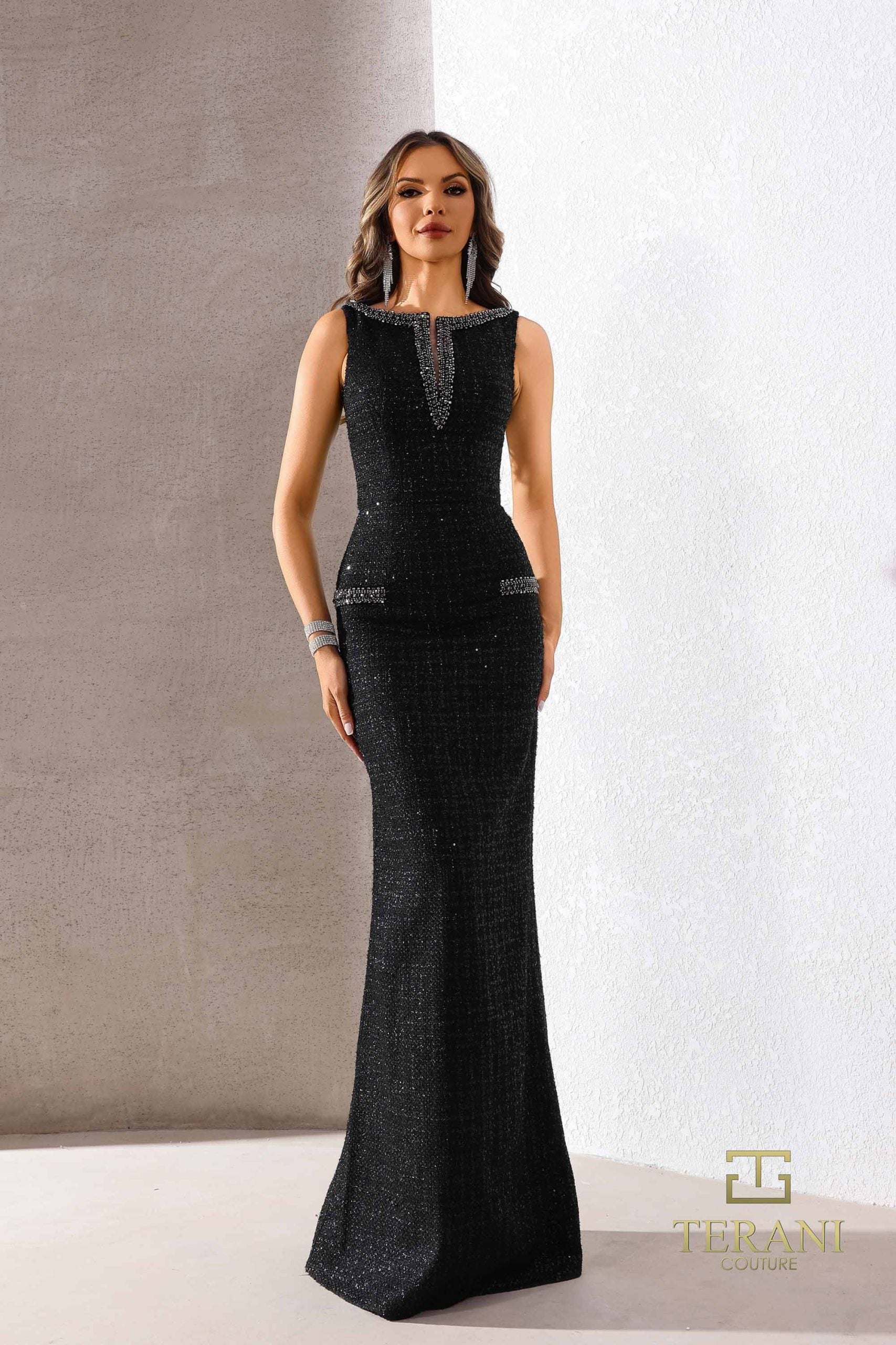 252E5119 – Fit and Flare Long Evening Dress