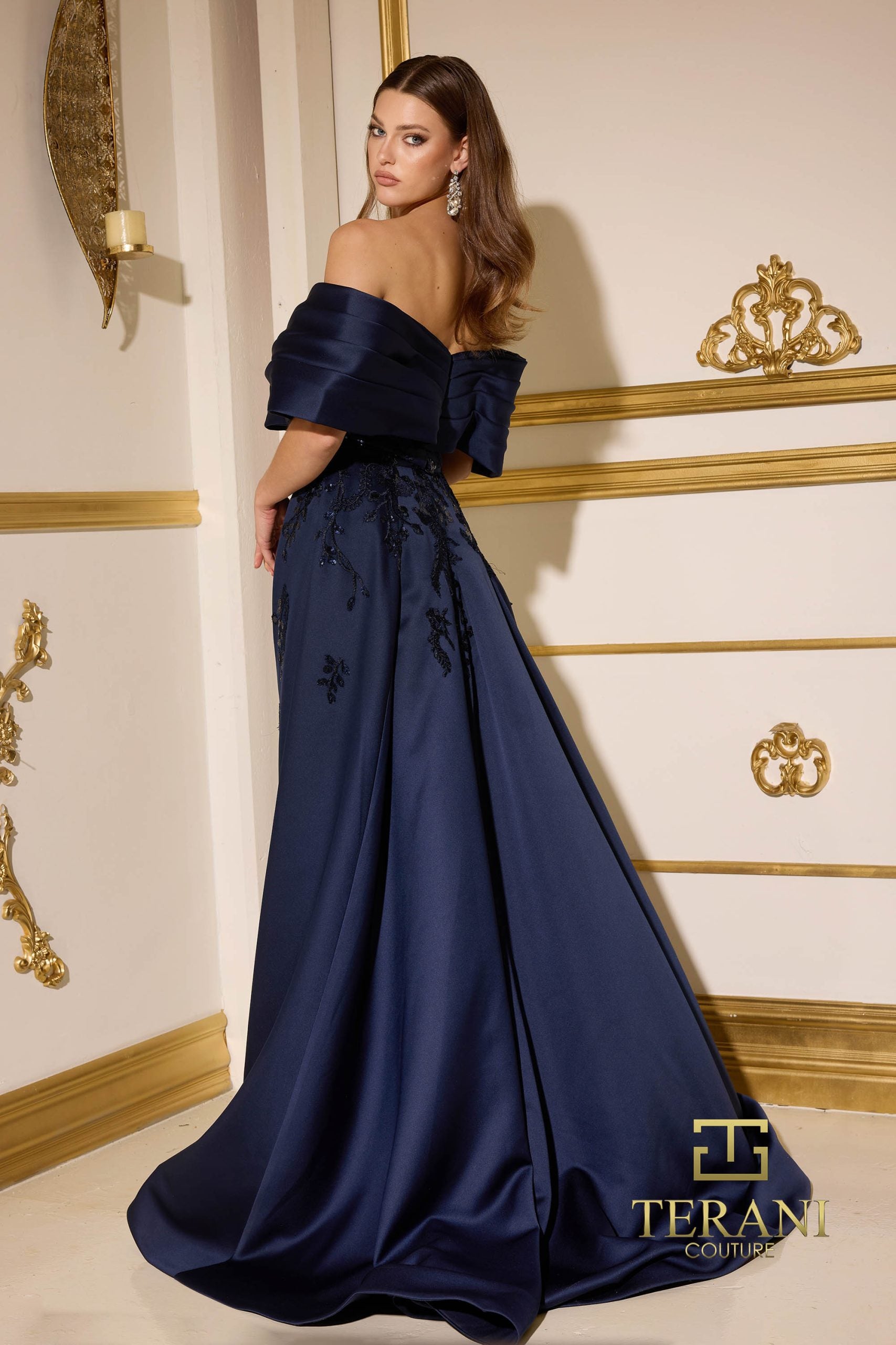 252E5124 – Fit and Flare Long Evening Dress
