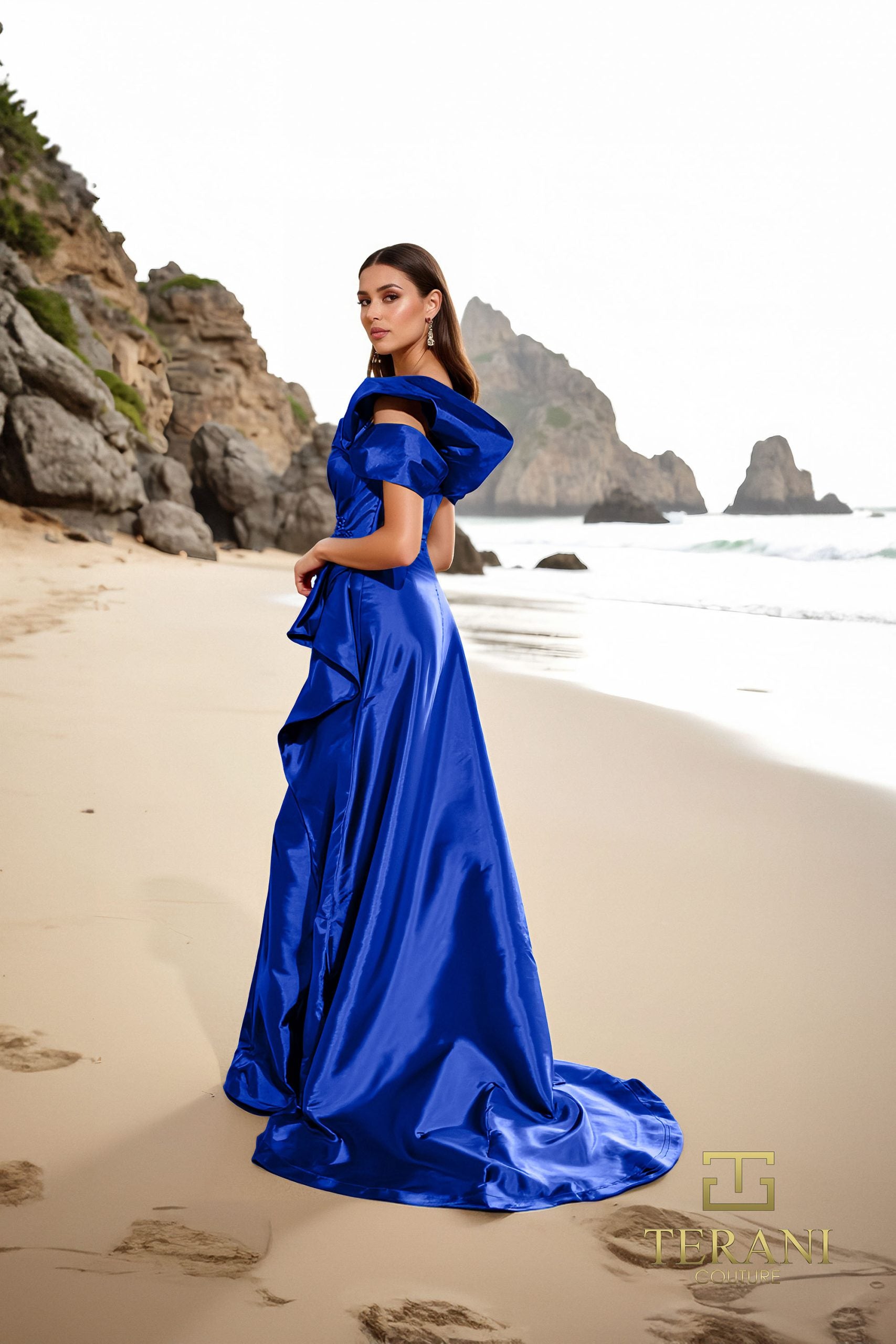 252E5148 – Fit and Flare Long Evening Dress