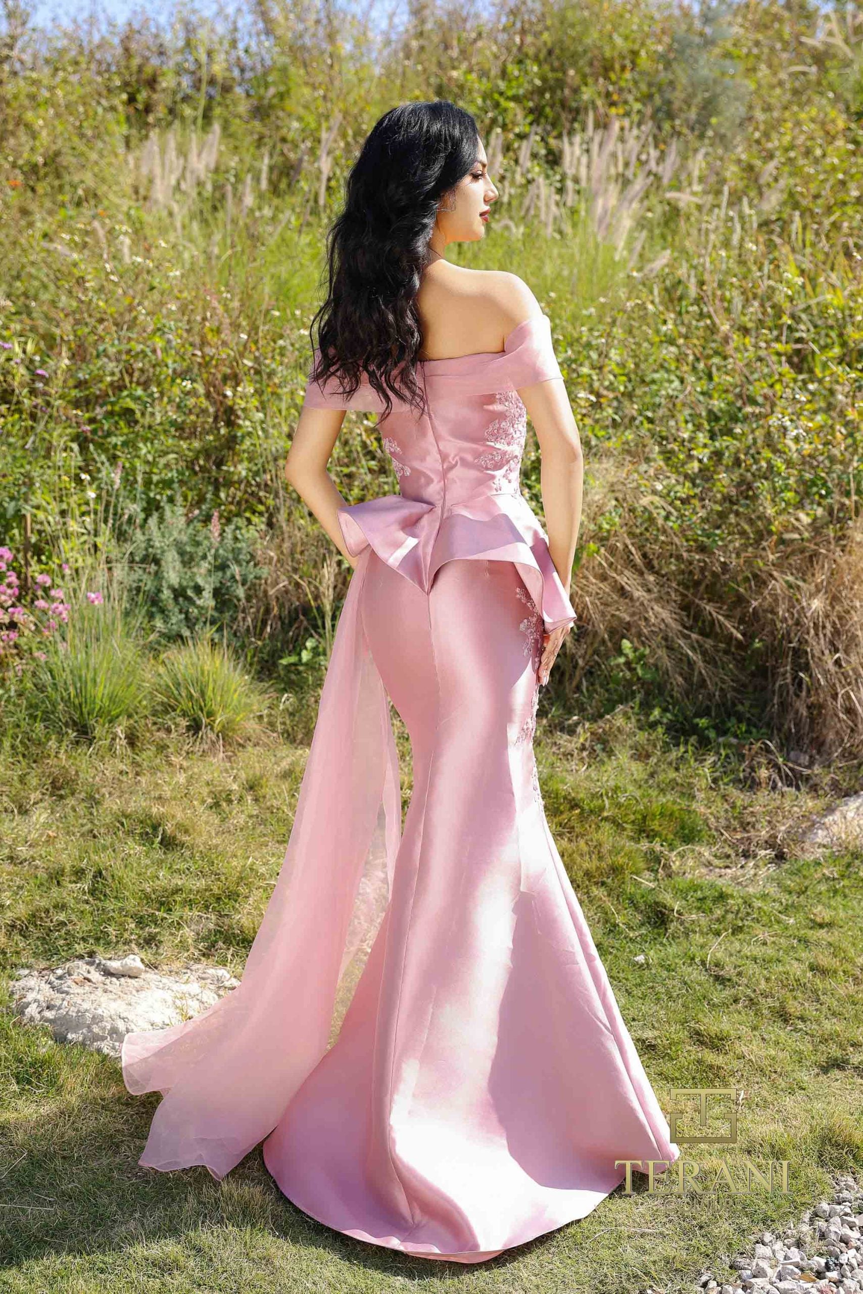 252M5357 – Side Train Long MOB Dress