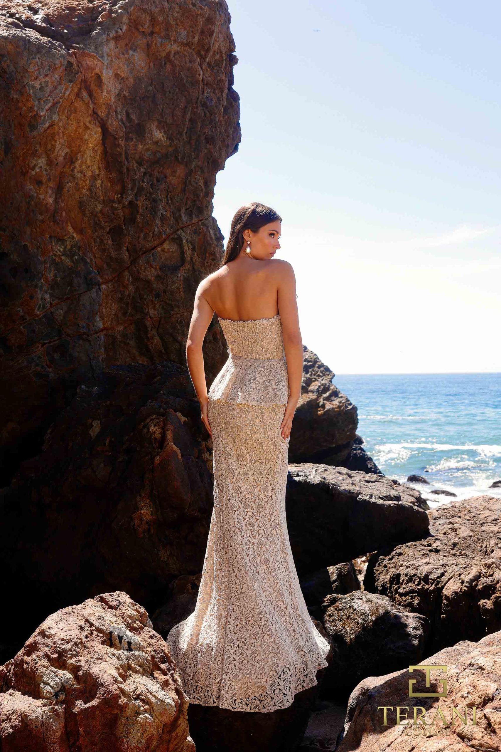 252E5144 – Fit and Flare Long Evening Dress