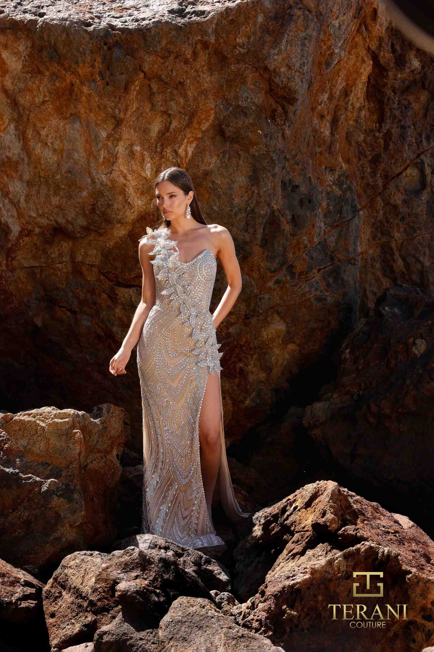 261GL6024 – Fit and Flare Long Evening Dress
